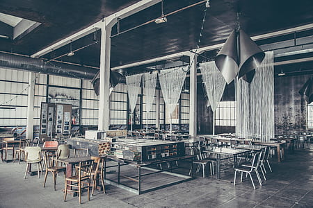 black table on room thumbnail