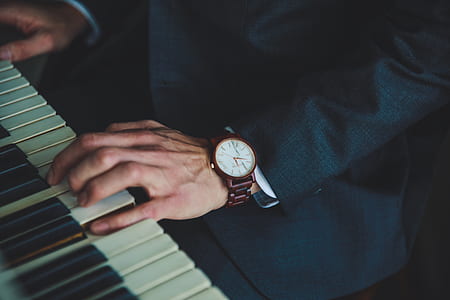 person playing piano thumbnail