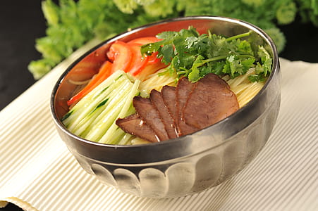 noodle soup thumbnail