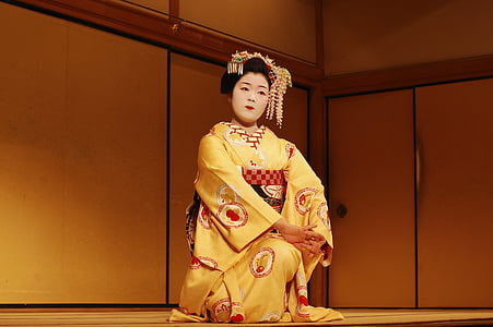 woman wearing chinese dress thumbnail