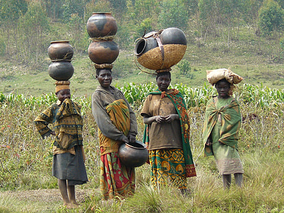 four women with jars on their head thumbnail