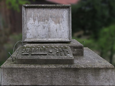 photo of grey concrete computer thumbnail