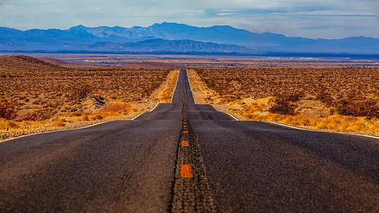 Death Valley, California during day thumbnail