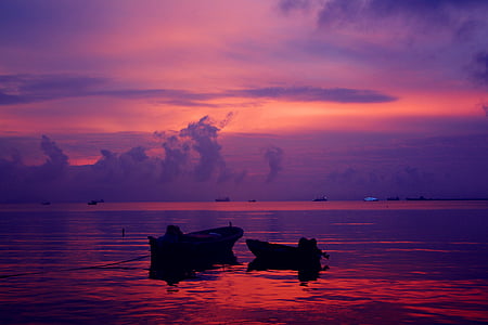 ocean during sunset thumbnail