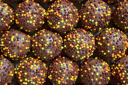 chocolates with sprinkles thumbnail