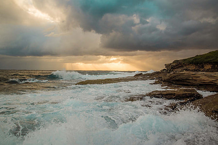ocean waves thumbnail