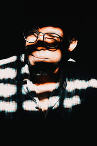 man wearing eyeglasses thumbnail