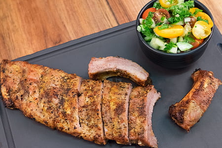 grilled pork belly with green salad thumbnail