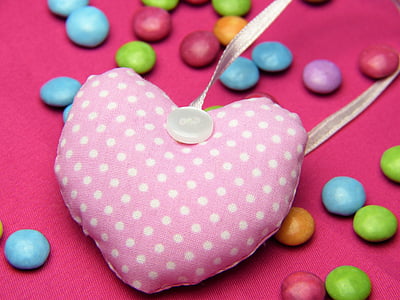 heart-shaped pink and white decor thumbnail