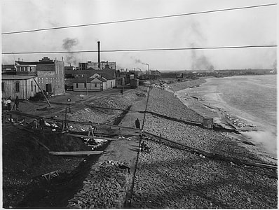 The Waterfront of Sioux City, Iowa in 1912 thumbnail