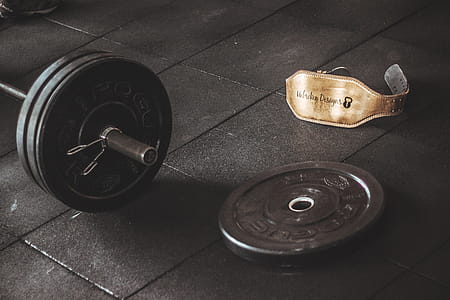 Barbell Near Belt thumbnail
