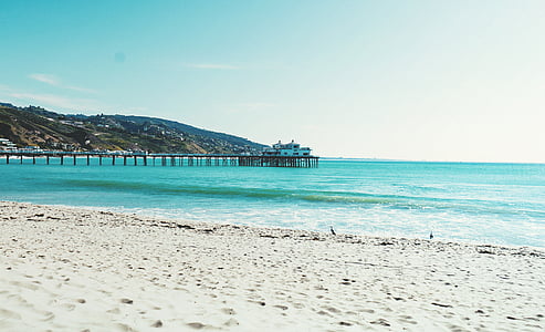 photo of seashore near dock thumbnail