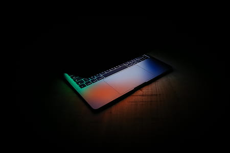 gray laptop computer thumbnail