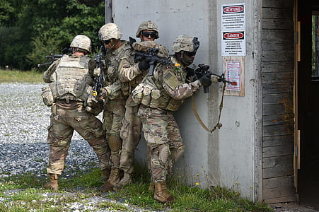 four men on drill thumbnail