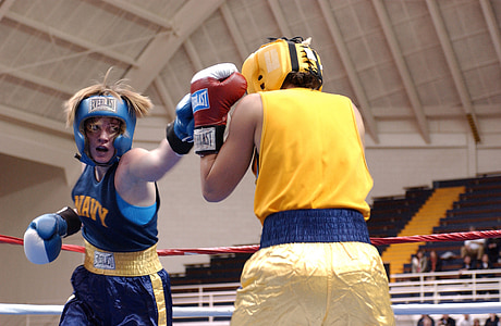 two men doing boxing thumbnail