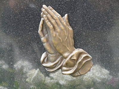 praying hands illustration thumbnail