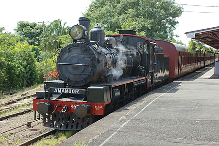 black and maroon Amamoor train thumbnail