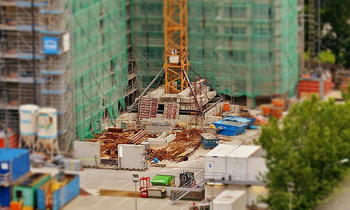 tower crane thumbnail