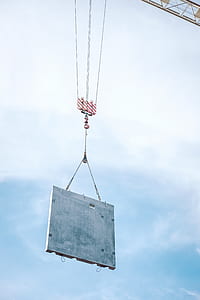 hanging gray board thumbnail