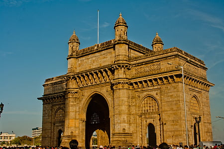 brown concrete gate thumbnail