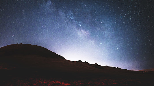 desert at night thumbnail