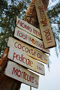 signage on tree thumbnail