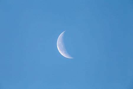 half moon photography thumbnail
