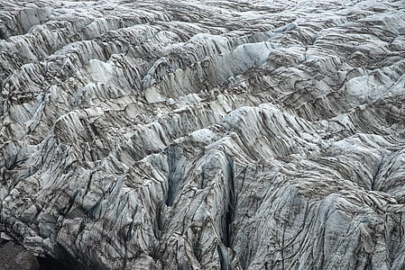 gray rock formation thumbnail