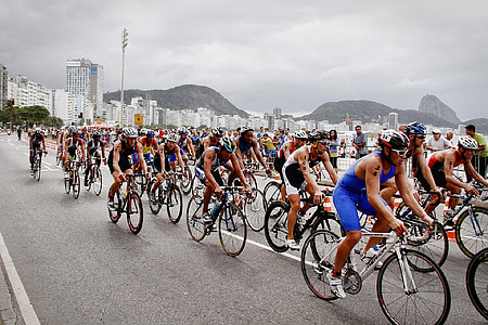 bunch of people on road bike thumbnail