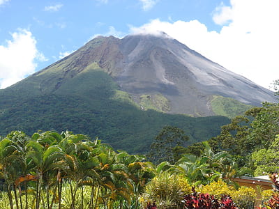 mountain during daytime thumbnail