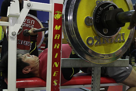 man lifting barbell thumbnail