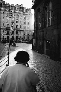 person walking on the street thumbnail
