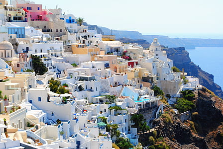 Santorinni Greece during Daytime thumbnail