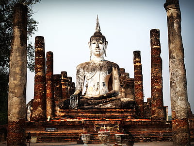 Gautama Buddha Statue thumbnail