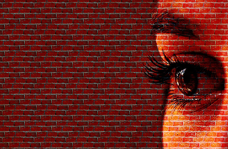 human eye brick painting thumbnail