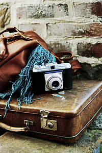 black and silver camera thumbnail