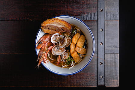 bowl of shrimp soup thumbnail