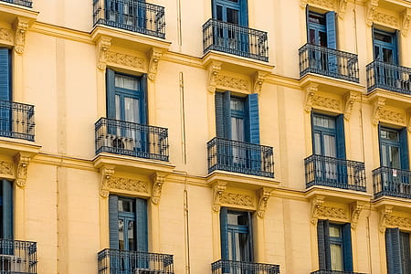 Madrid Apartments thumbnail