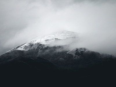 mountain covered with clouds thumbnail